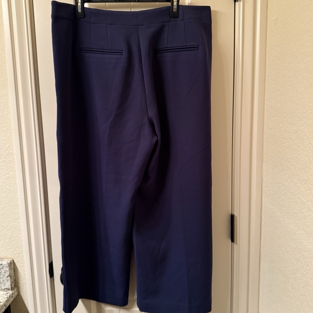 Ann Taylor Women's Blue Wide Leg Crop Pants Sz 14 High Rise Crepe Trousers EUC - Picture 2 of 8